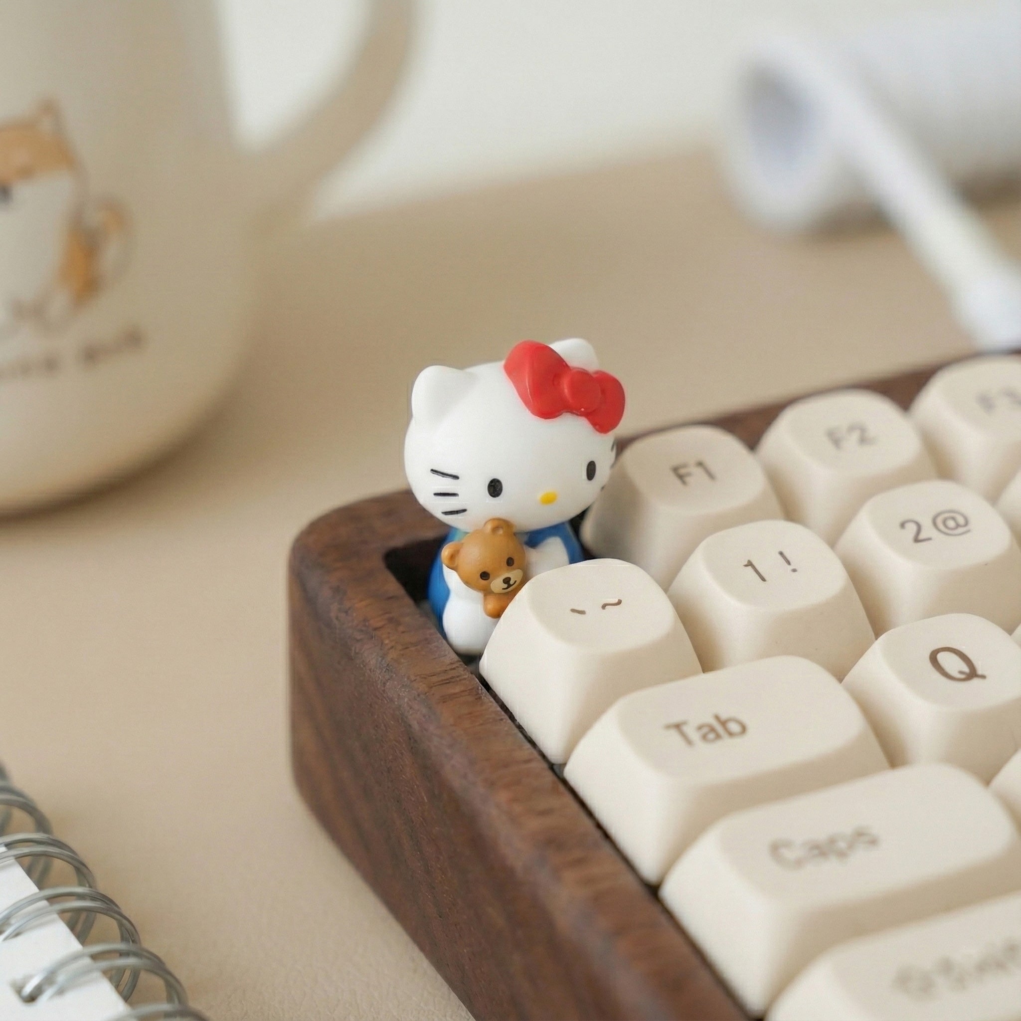 Hello Kitty & Tiny Chum Resin Artisan Keycap – OneKeycap